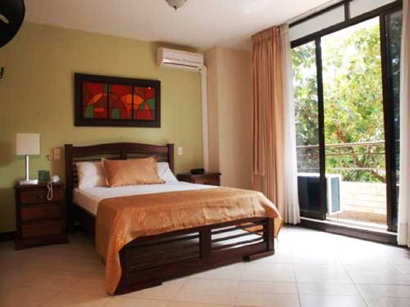 Hotel Estadio Real Medellin Bagian luar foto
